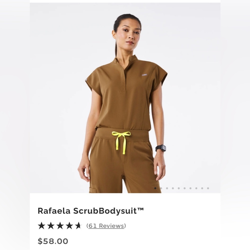 Figs scrub set in color Earth